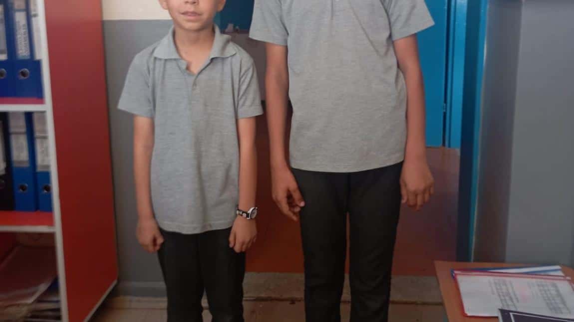 Okul Kıyafetlerimiz